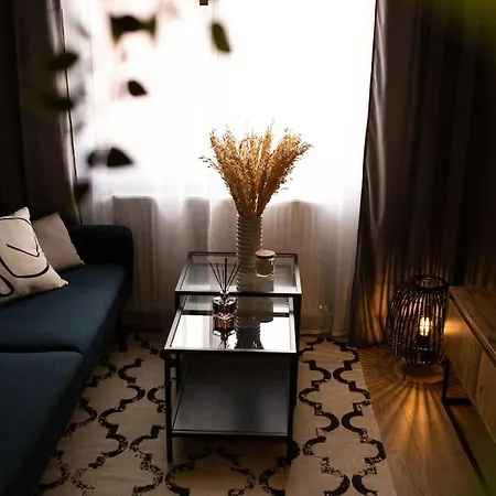 Blue Moon. Cozy Near Iulius Mall * Cluj-Napoca