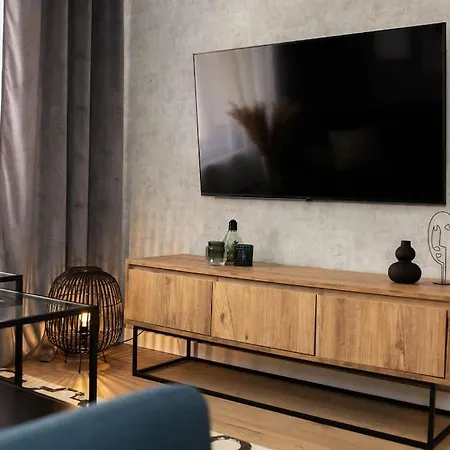 Blue Moon. Cozy Near Iulius Mall *